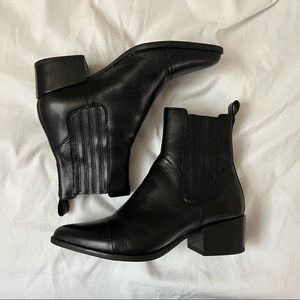 Vagabond Marja Chelsea Boot